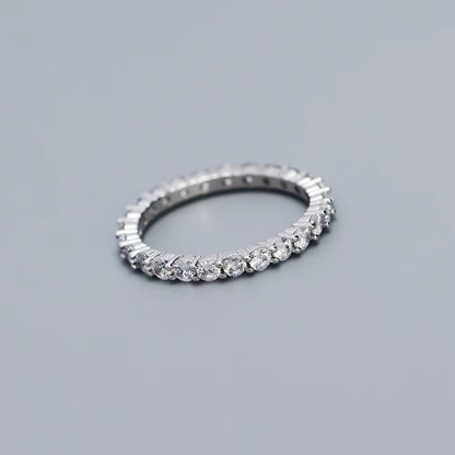 D-E/VVS 1 Ct Lab Grown Round Cut Diamond Claw set Full Eternity Ring White Gold