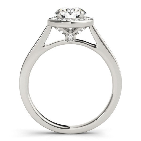 Lab Grown Round Diamond Halo Engagement Ring