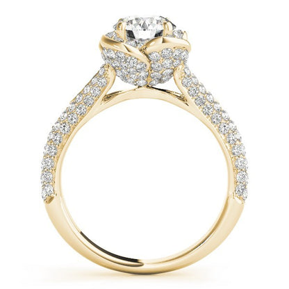 Lab Grown Round Diamond Halo Engagement Ring