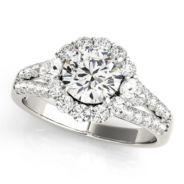 Lab Grown Round Diamond Halo Engagement Ring