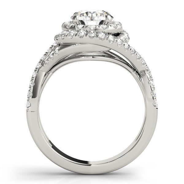 Lab Grown Round Cut Diamond Halo Engagement Ring