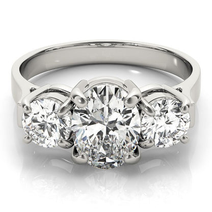 18k yellow gold Oval cut Trilogy Engagement Ring – 2Ct DE/VS Lab Grown Diamonds