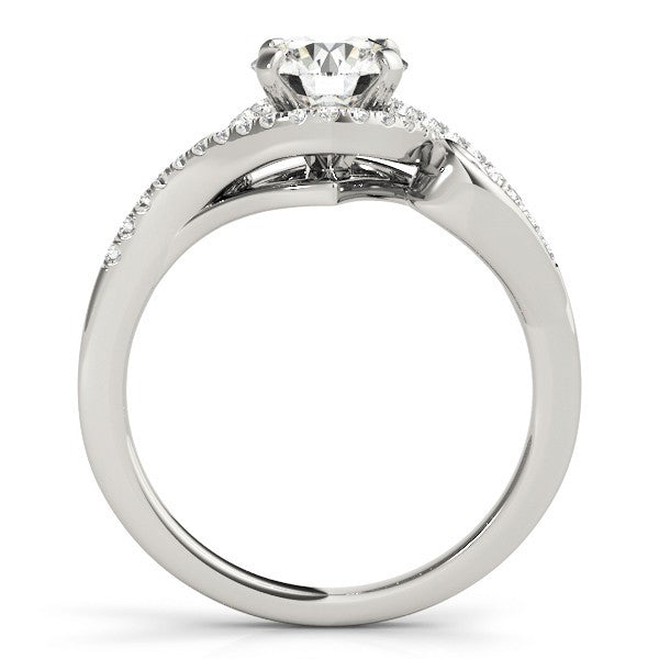 Lab Grown Round Diamond Halo Engagement Ring