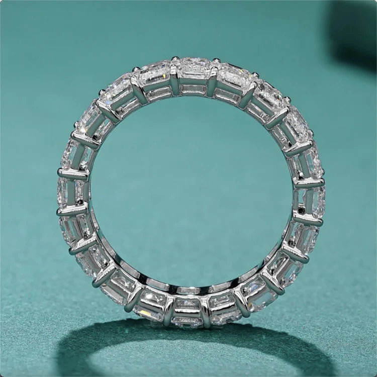Silver ring with baguette-cut diamonds 