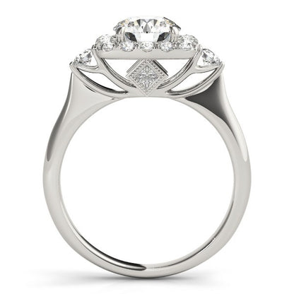 Lab Grown Round Diamond Halo Engagement Ring