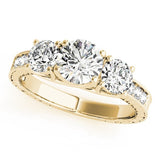 Verlobungsring mit drei Steinen, bestehend aus im Labor gezüchteten, runden Diamanten und Platin