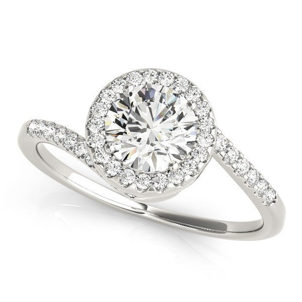 Lab Grown Round Diamond Halo Engagement Ring