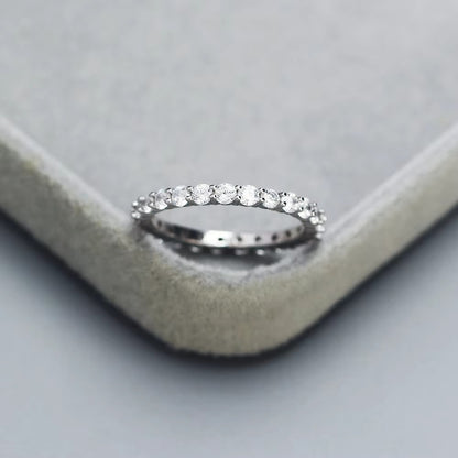 D-E/VVS 1 Ct Lab Grown Round Cut Diamond Claw set Full Eternity Ring White Gold