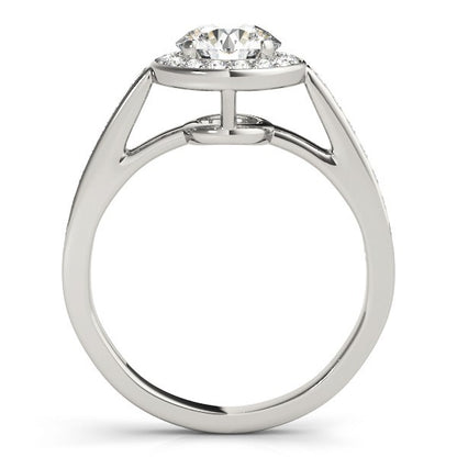 Lab Grown Round Diamond Halo Engagement Ring