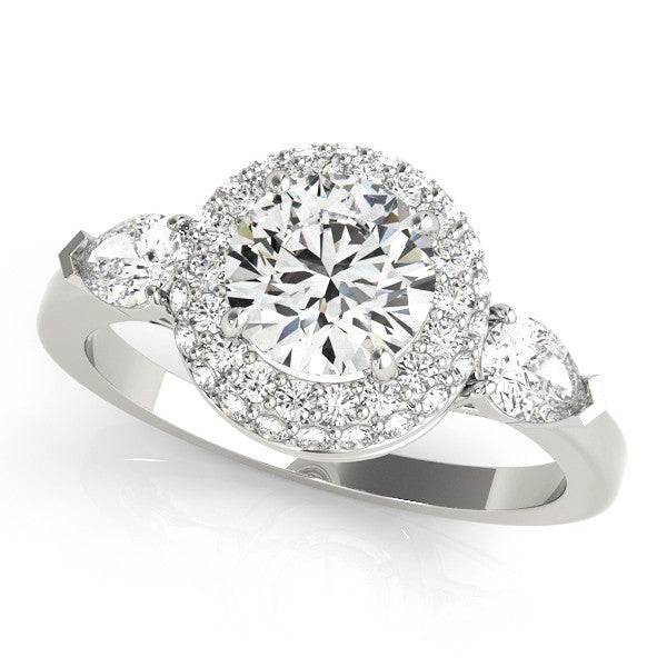 Lab Grown Round Diamond Halo Engagement Ring