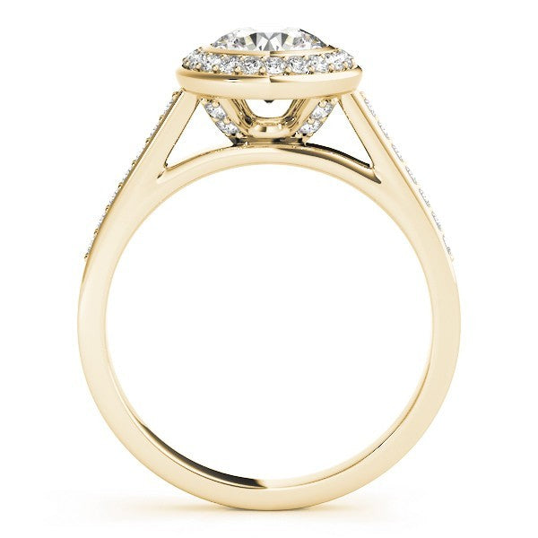 Lab Grown Round Cut Diamond Halo Engagement Ring