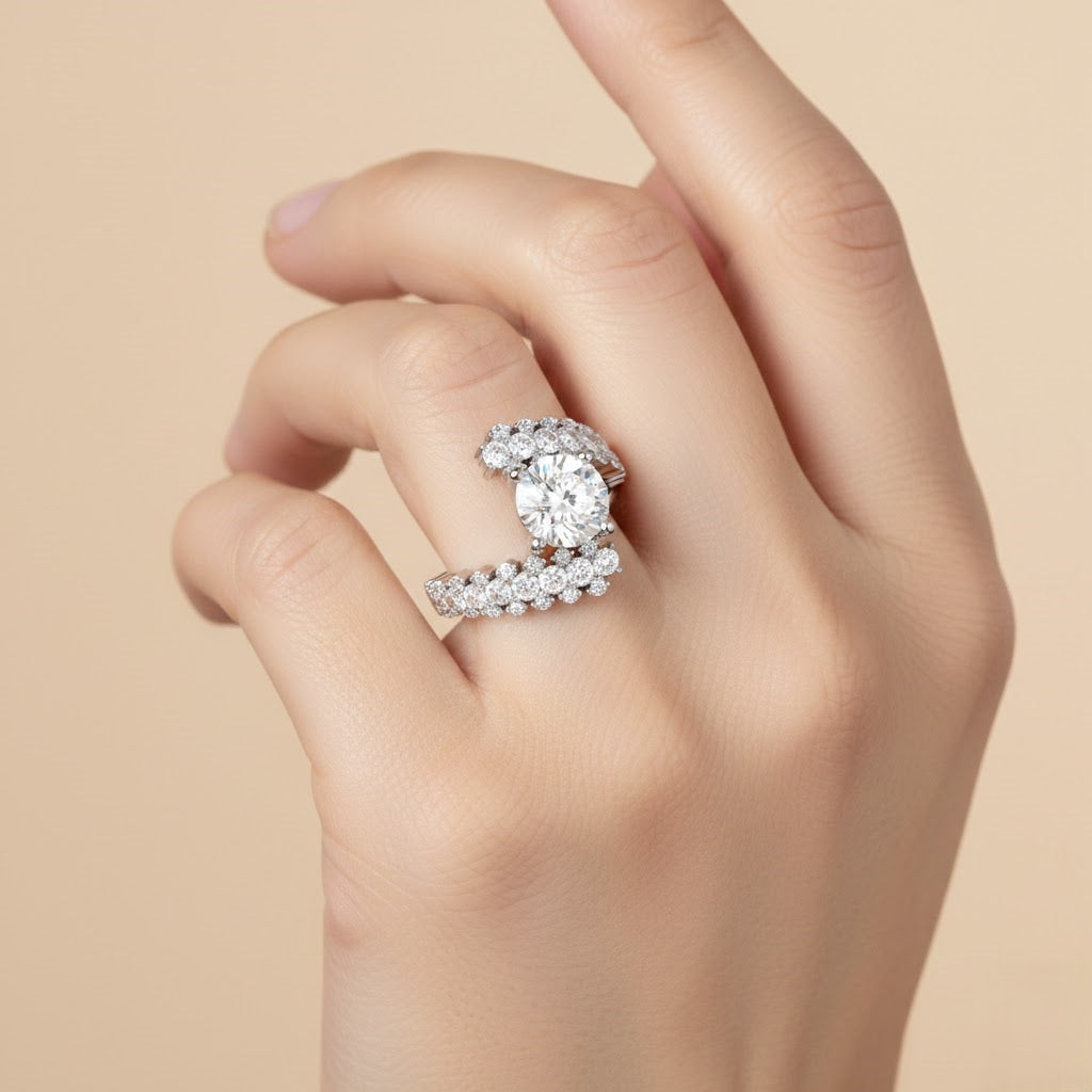 Cluster Diamond Engagement Ring with Round Centre in White Gold